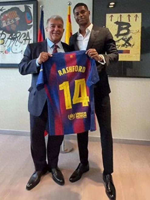 巴萨官宣拉什福德穿14号了，能否复制亨利传奇？踢不好就直接退货