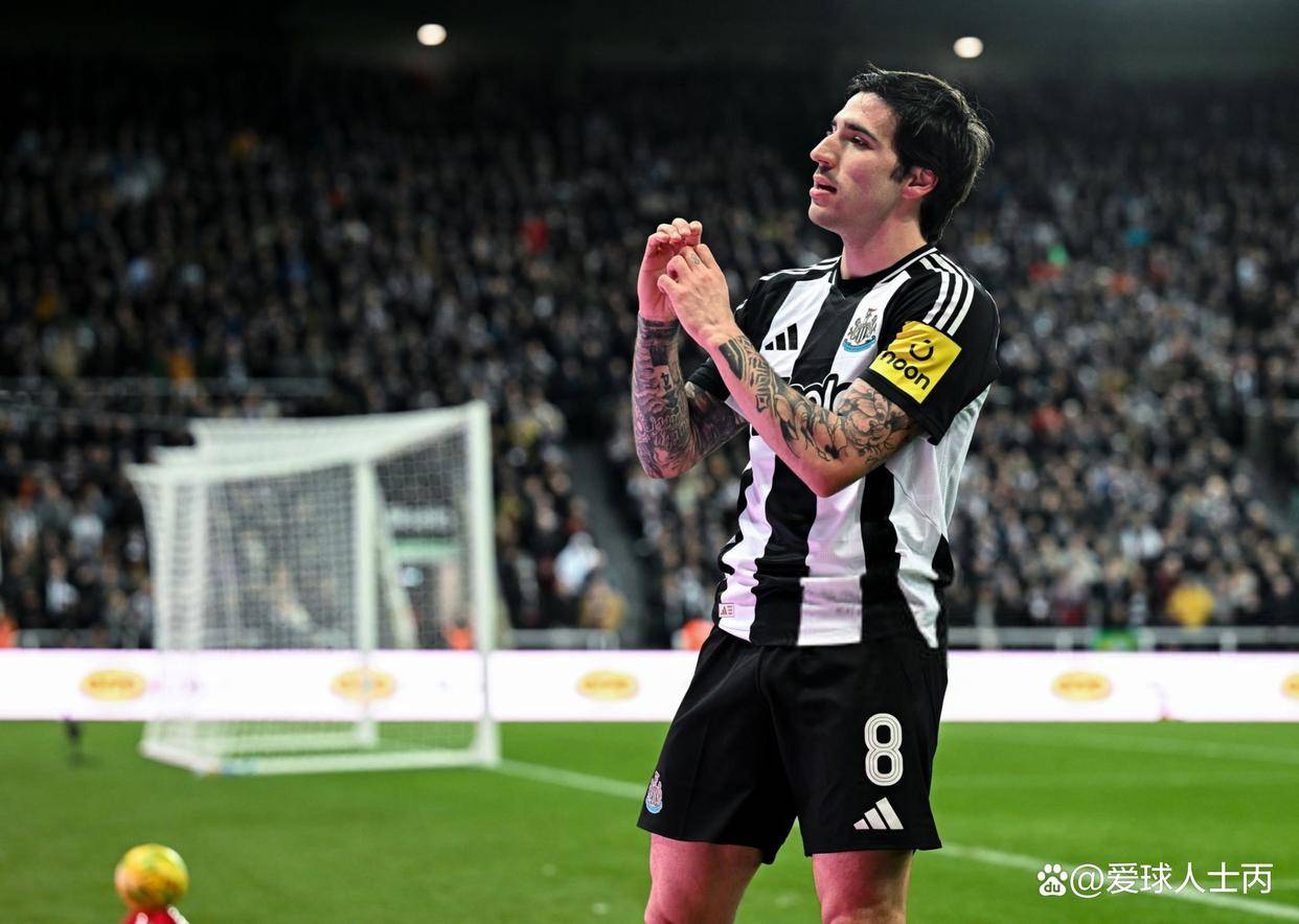 巴萨500万追葡超帝星，PK拜仁争夺德甲猛将巴黎6000万挖托纳利